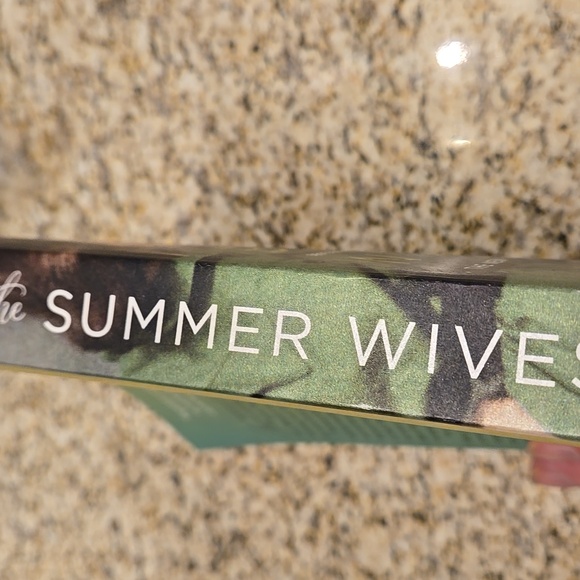 The Summer Wives Paperback Beatriz Williams - Picture 4 of 5